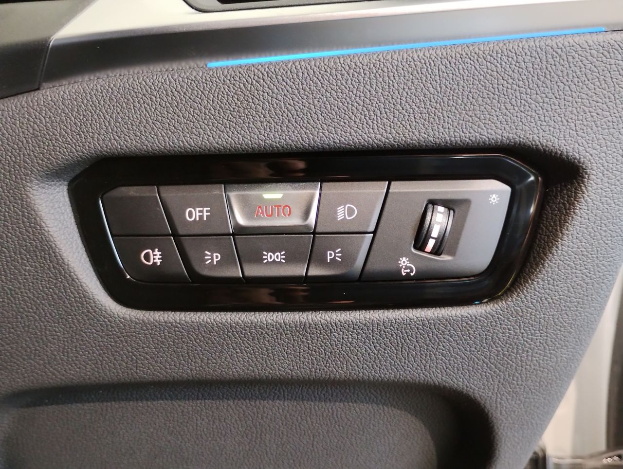 G20 320i Saloon LCI RHD MX