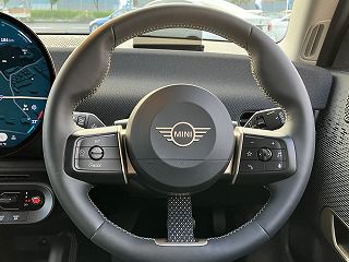 J01 MINI Cooper SE