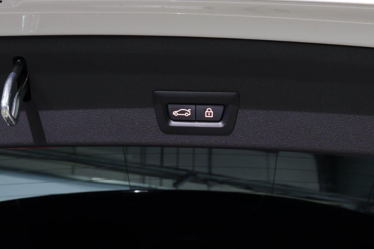 F40 118d Sports Hatch 5-door B47 2.0d