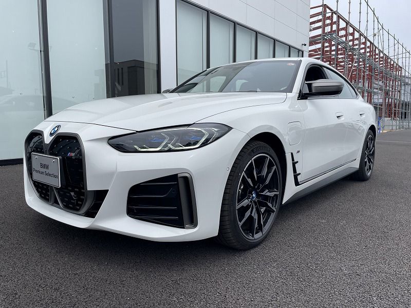 G26 i4 M50 RHD