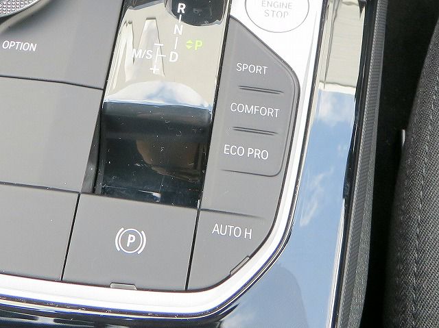 F40 118d Sports Hatch 5-door B47 2.0d