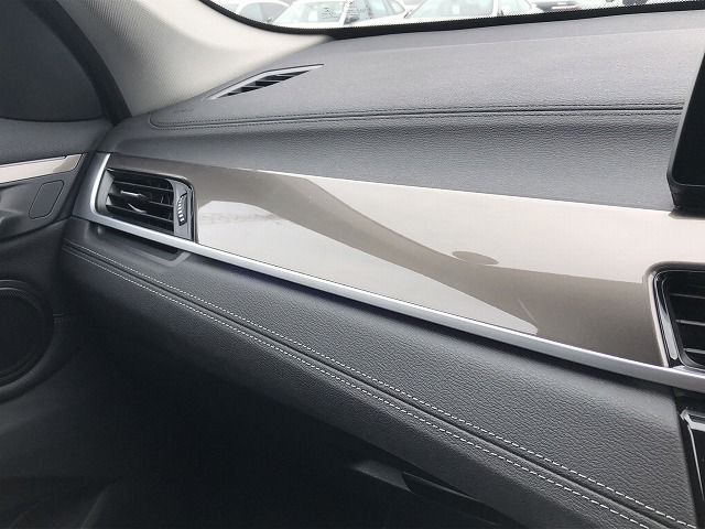 X1 sDrive18i RHD