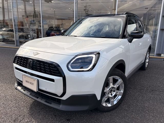 THE NEW MINI COUNTRYMAN C