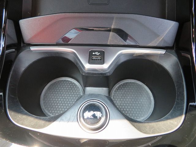 F40 118d Sports Hatch 5-door B47 2.0d