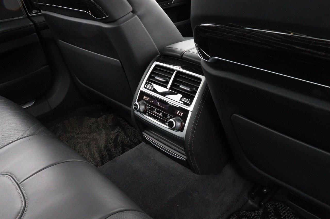 740D XDRIVE