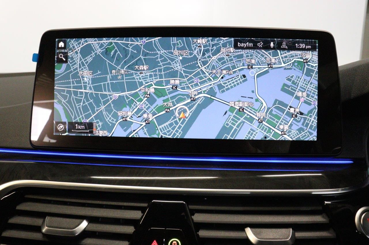 520d xDrive Sedan RHD