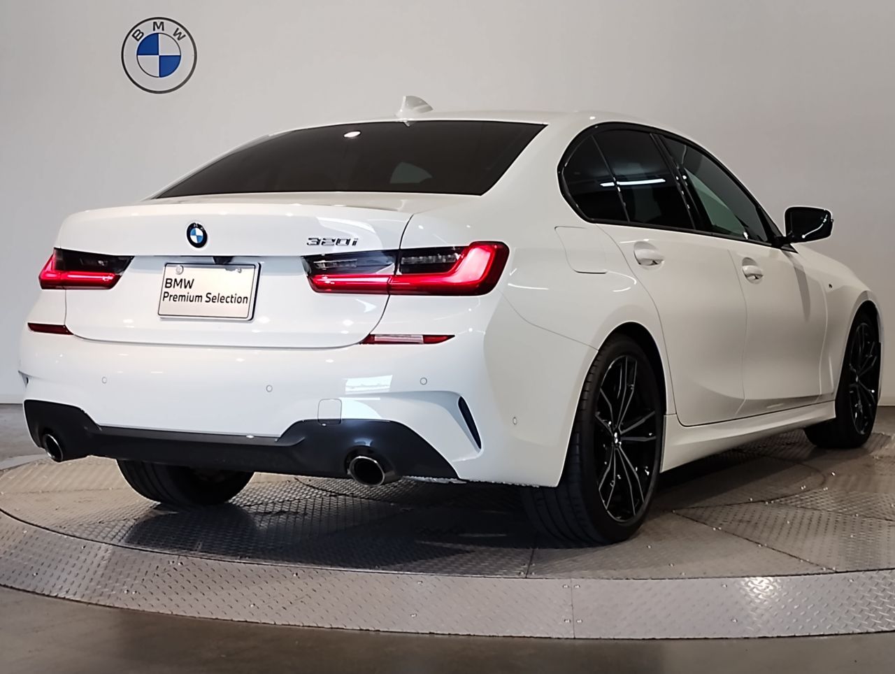 G20 320i Saloon RHD MX