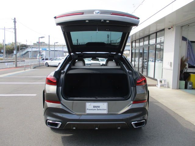 X* xDrive30d RHD