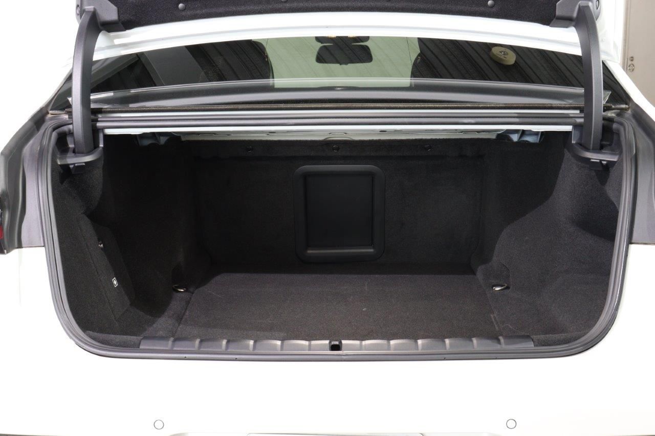 i7 xDrive60 Sedan RHD