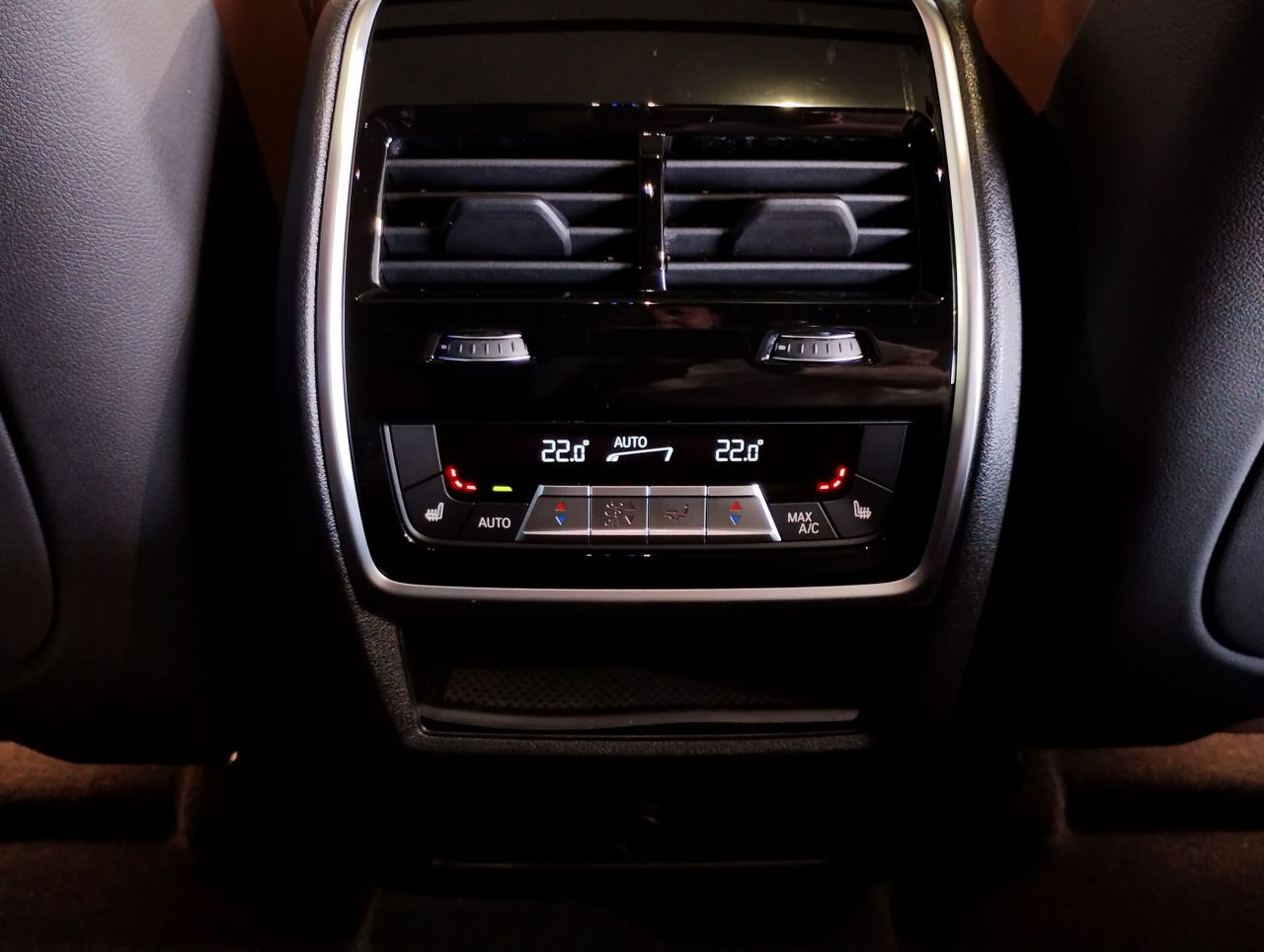 X* xDrive30d RHD