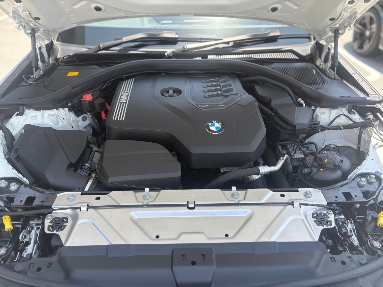 G21 320i RHD