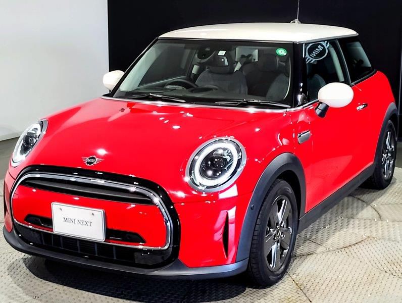 MINI Cooper F56 RHD