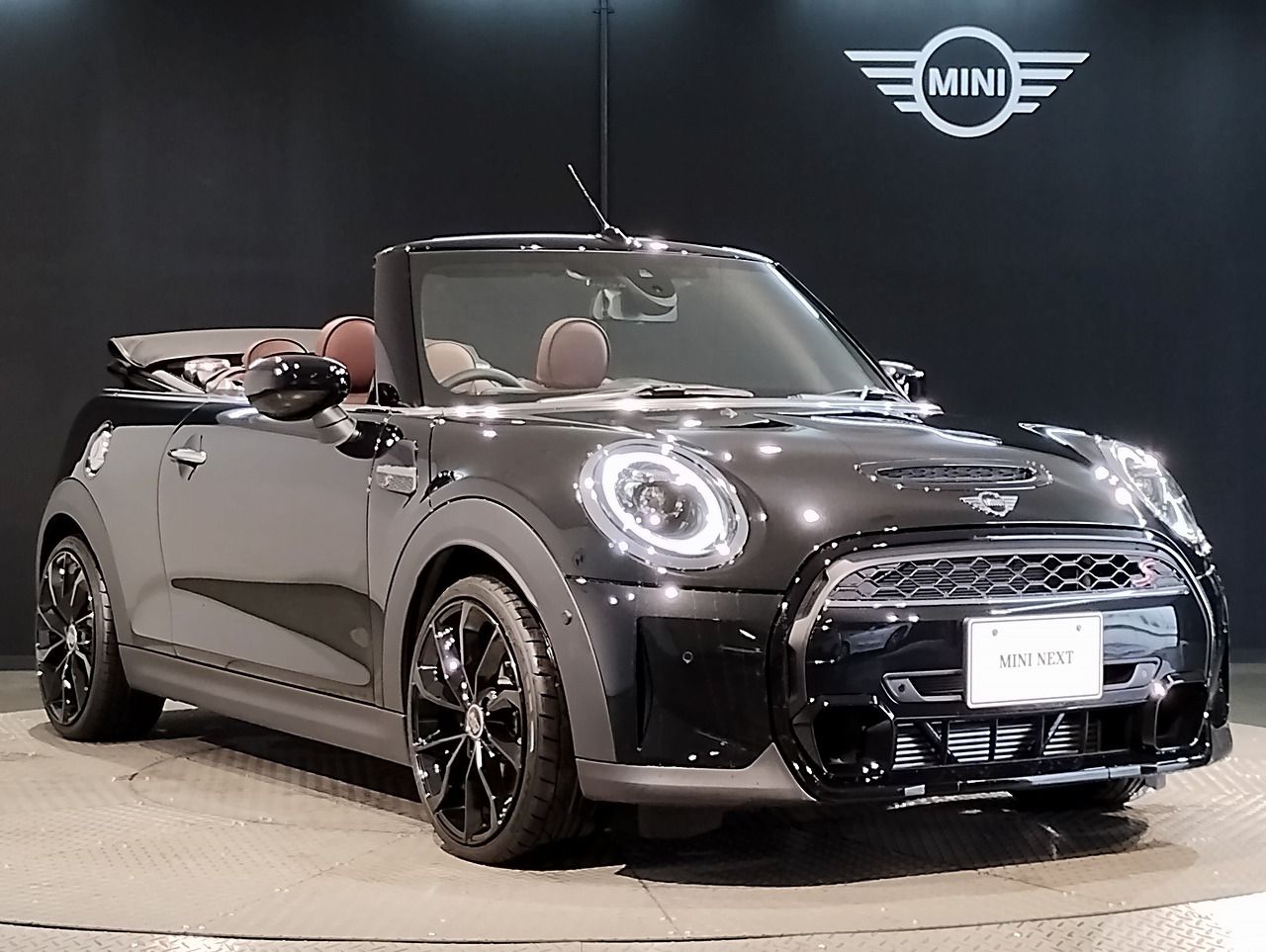 MINI Cooper S Convertible RHD