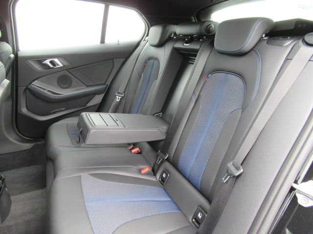 F40 118d Sports Hatch 5-door B47 2.0d