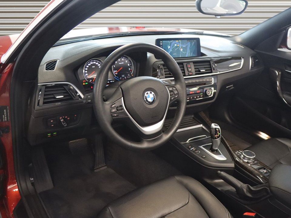 BMW 218