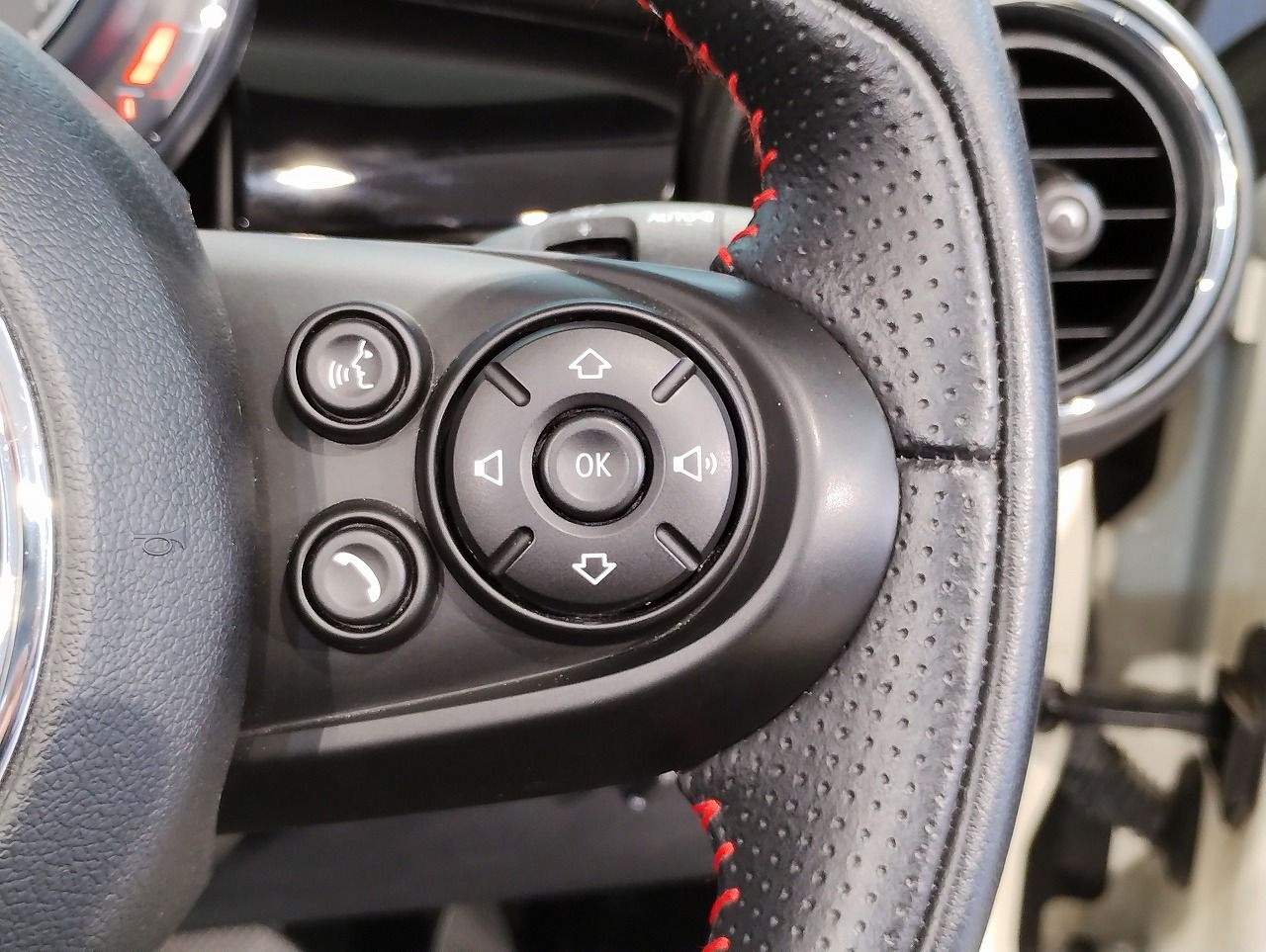 F57 MINI Cooper Convertible LCI