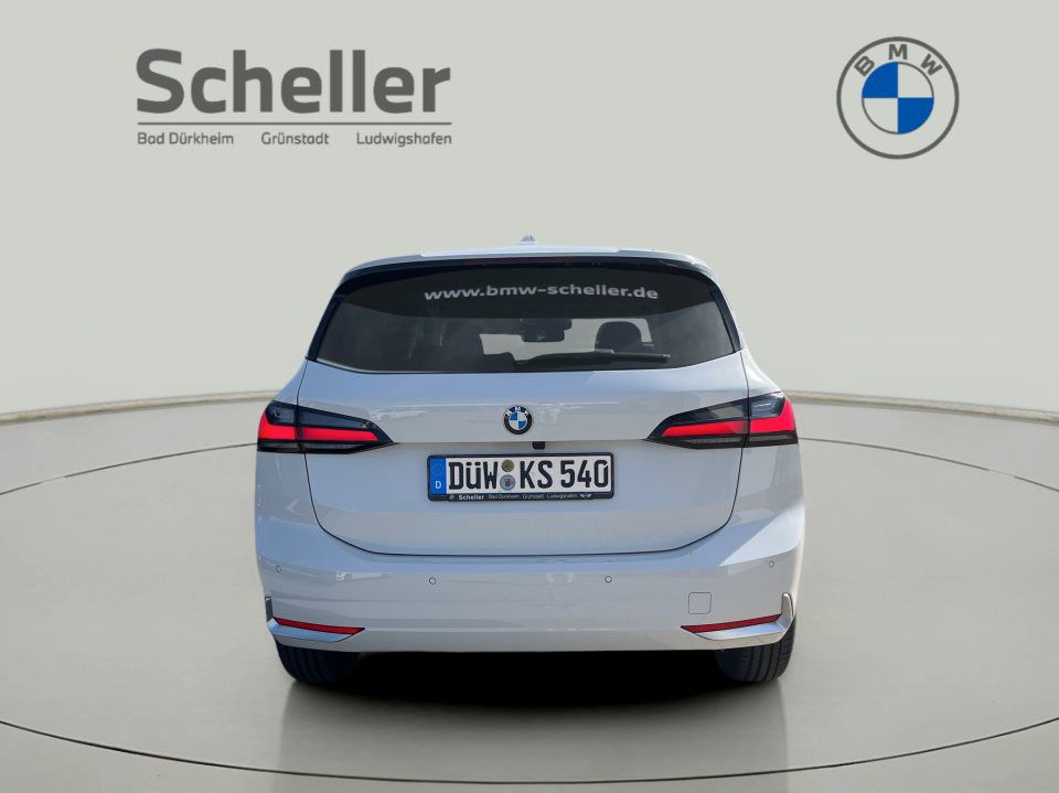 BMW 218