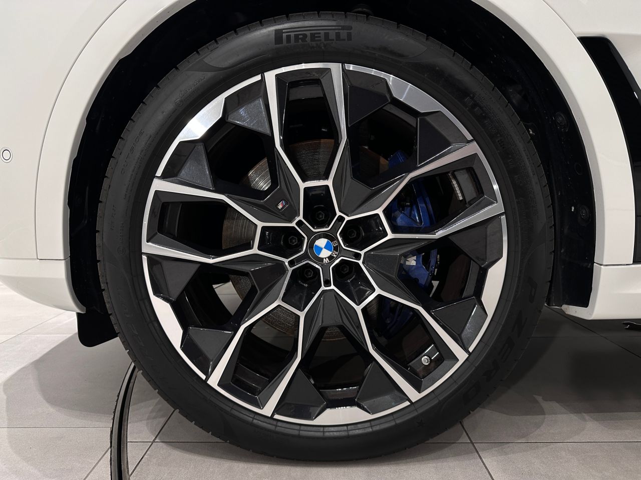 X7 xDrive40d RHD US