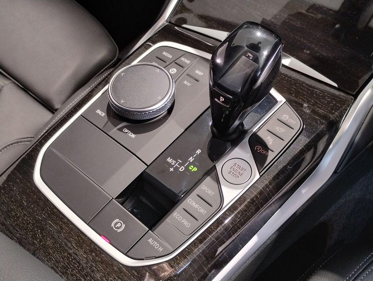 G20 320i Saloon RHD MX