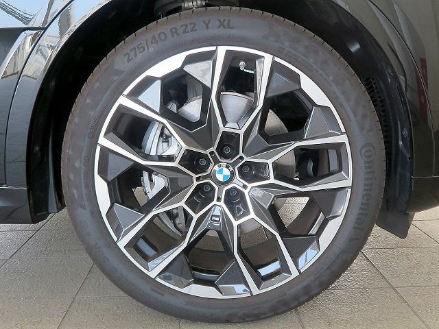 X7 xDrive40d RHD US