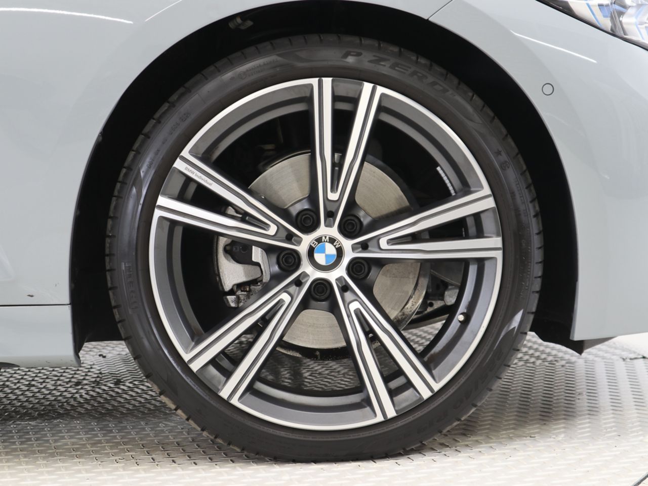 320d xDrive Berline RHD