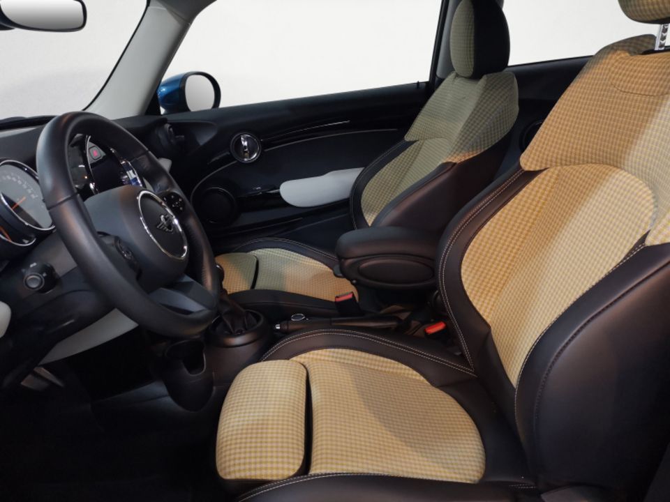 MINI One Hatch