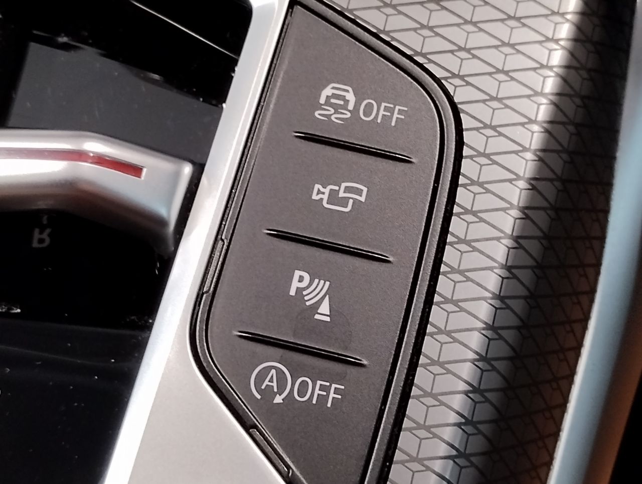 320d xDrive Berline RHD