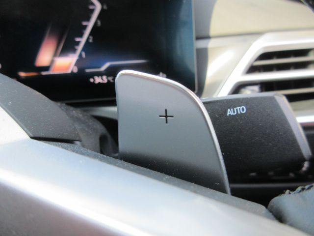 G** 4**i C********** B** 2**i RHD