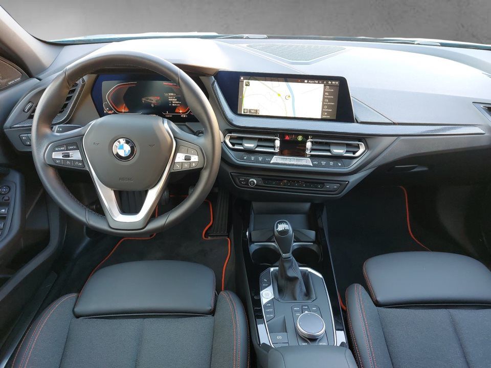 BMW 118