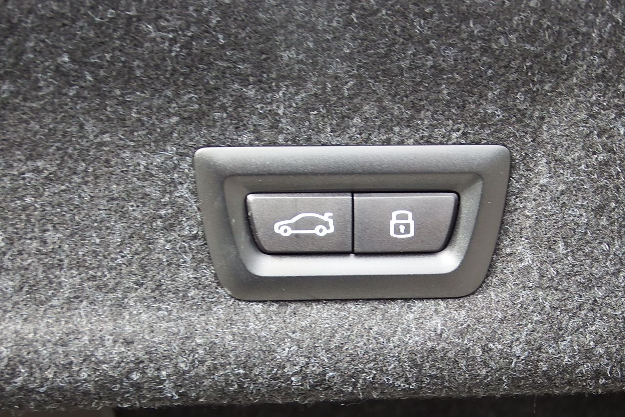 G80 M3 Competition M xDrive Saloon RHD