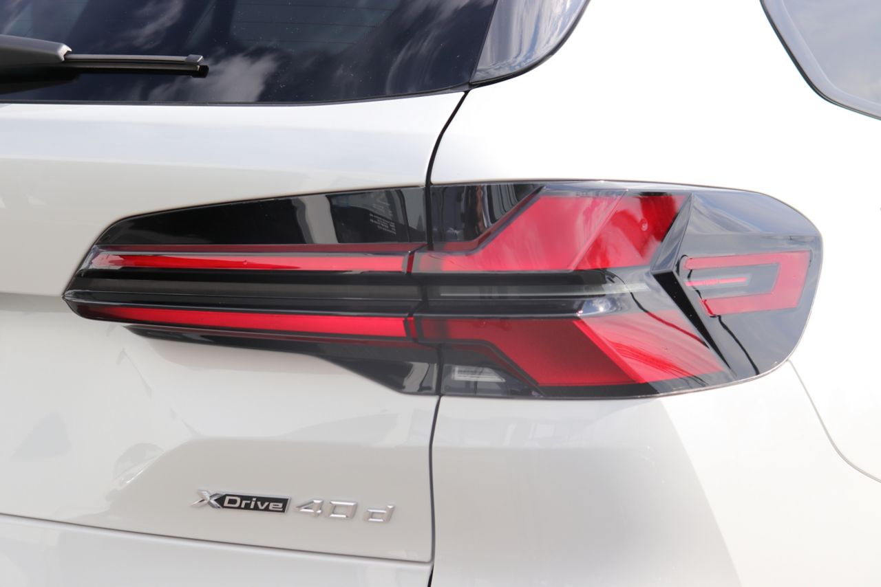 X5 xDrive40d RHD