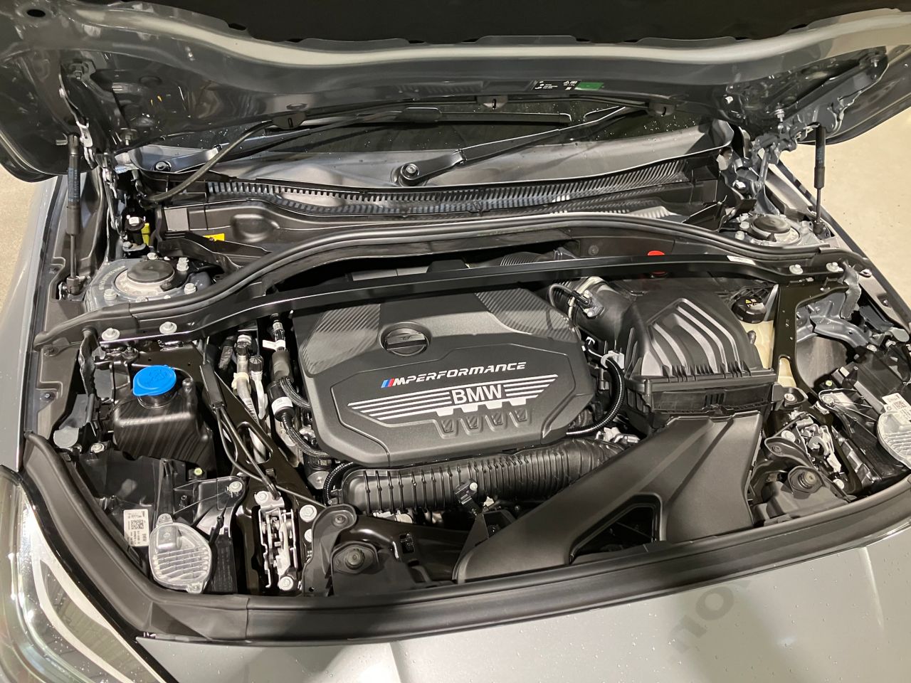 F4* **35i xDrive **** ***** B48 2.0i