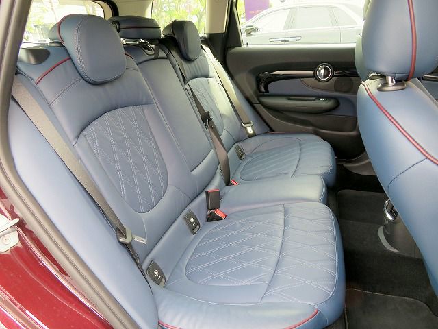 MINI COOPER CLUBMAN