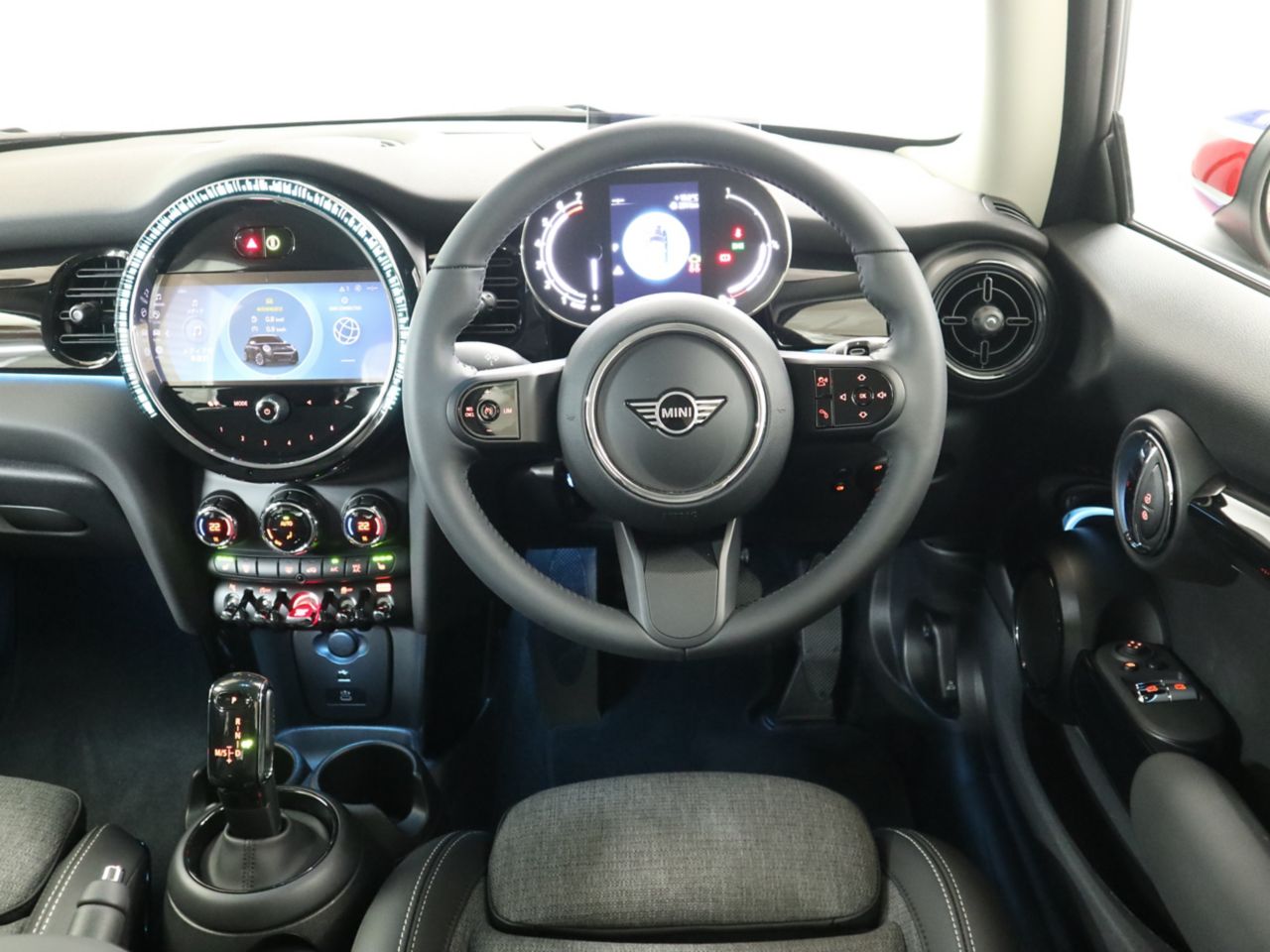 MINI Cooper F56 RHD