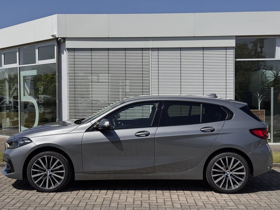BMW 118