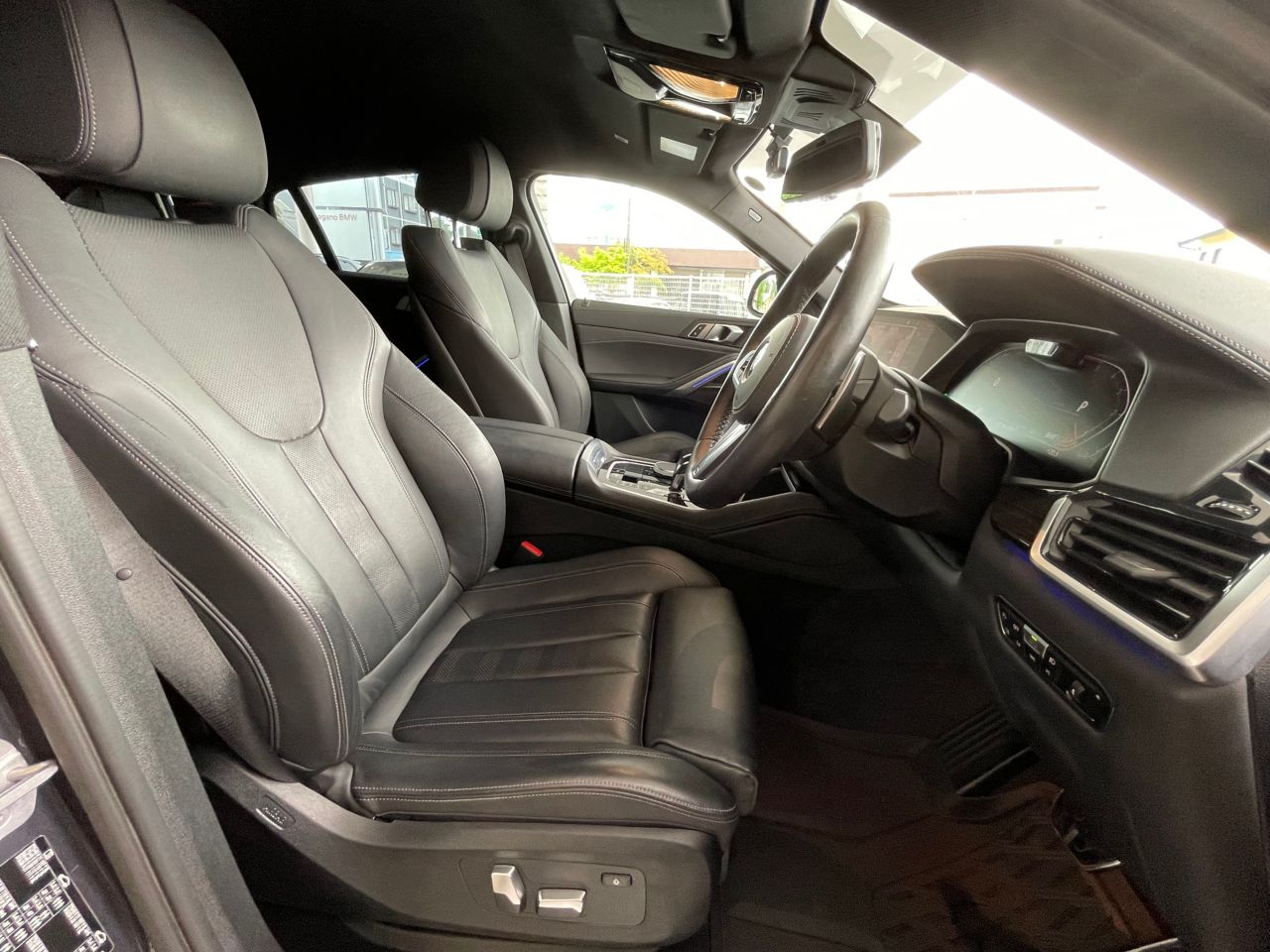 X* xDrive30d RHD
