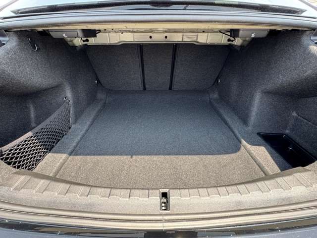 G20 320i Saloon LCI RHD MX