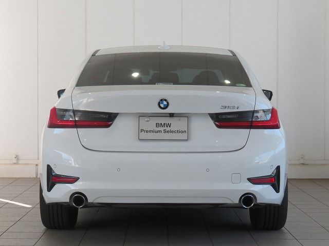 318i Berline RHD