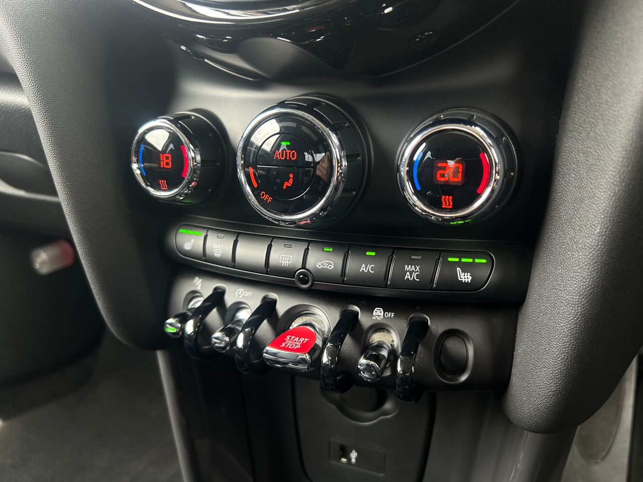 F56 MINI Cooper 3-Door Hatch LCI