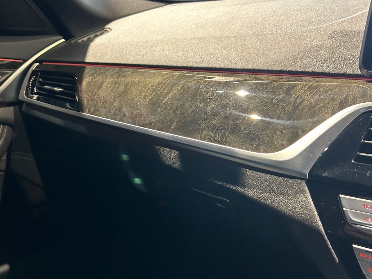520d xDrive Touring RHD