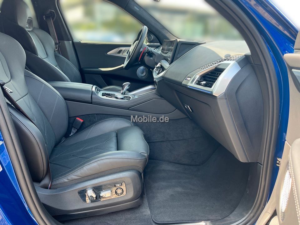 BMW XM