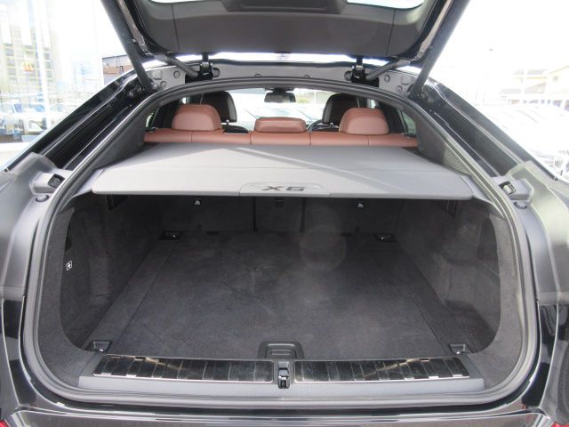 X6 xDrive30d M Sport RHD