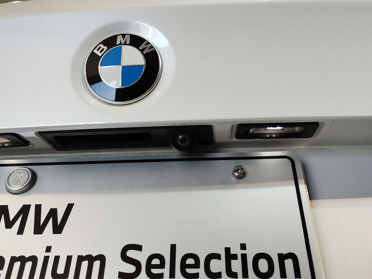 320D SEDAN RHD