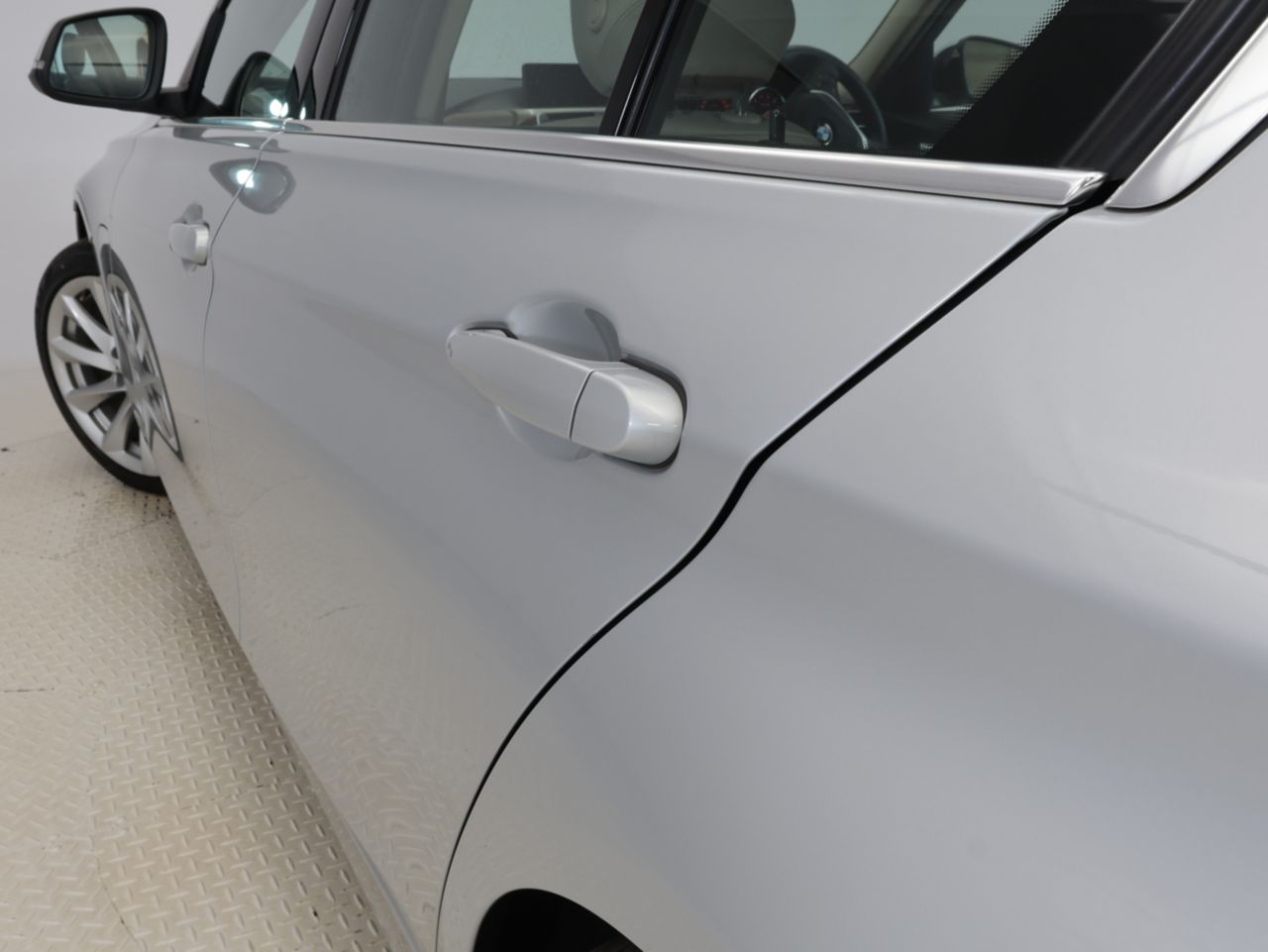330E IPERFORMANCE SEDAN RHD