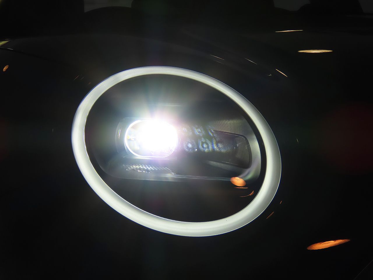 J01 MINI Cooper SE