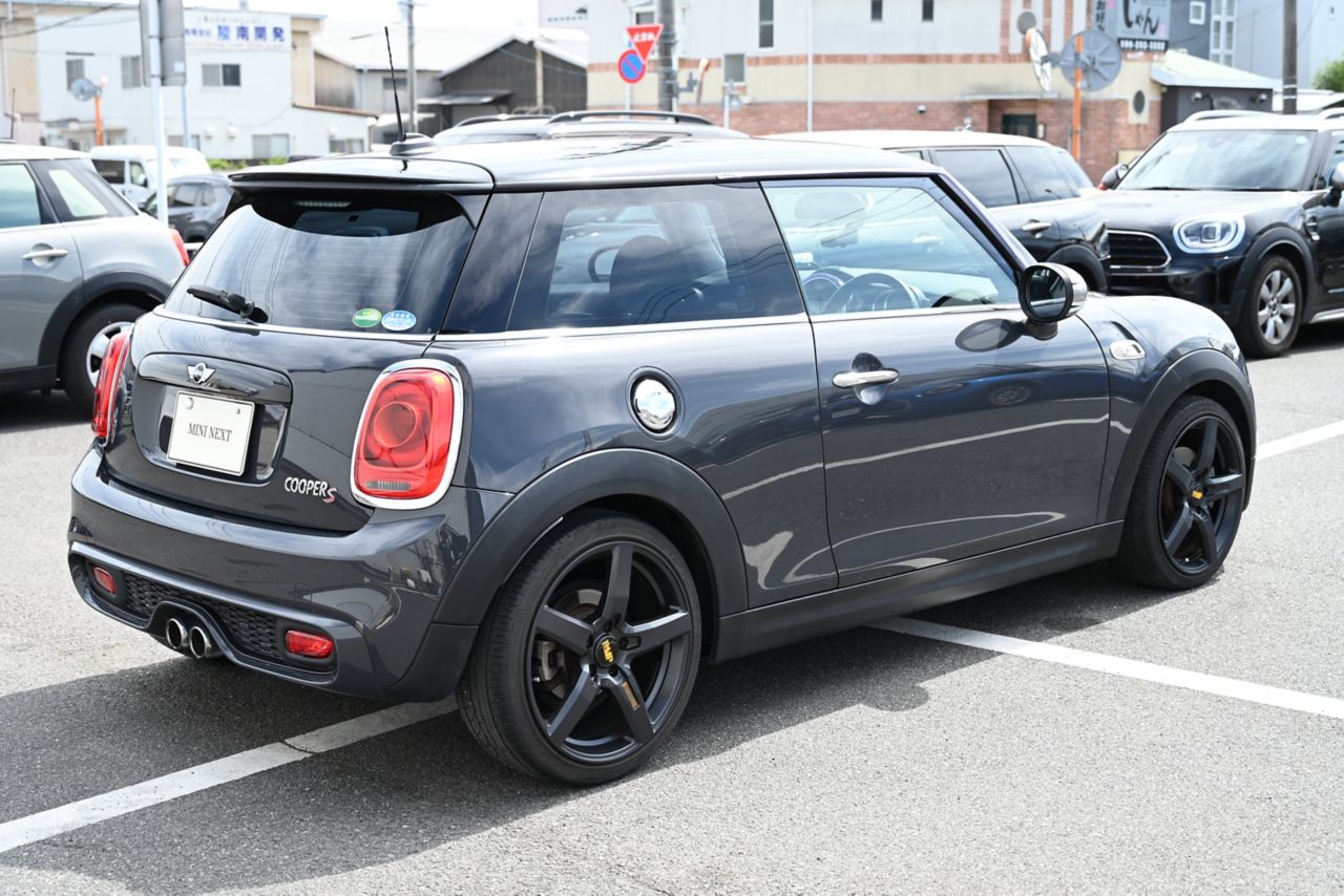 F56 MINI COOPER S