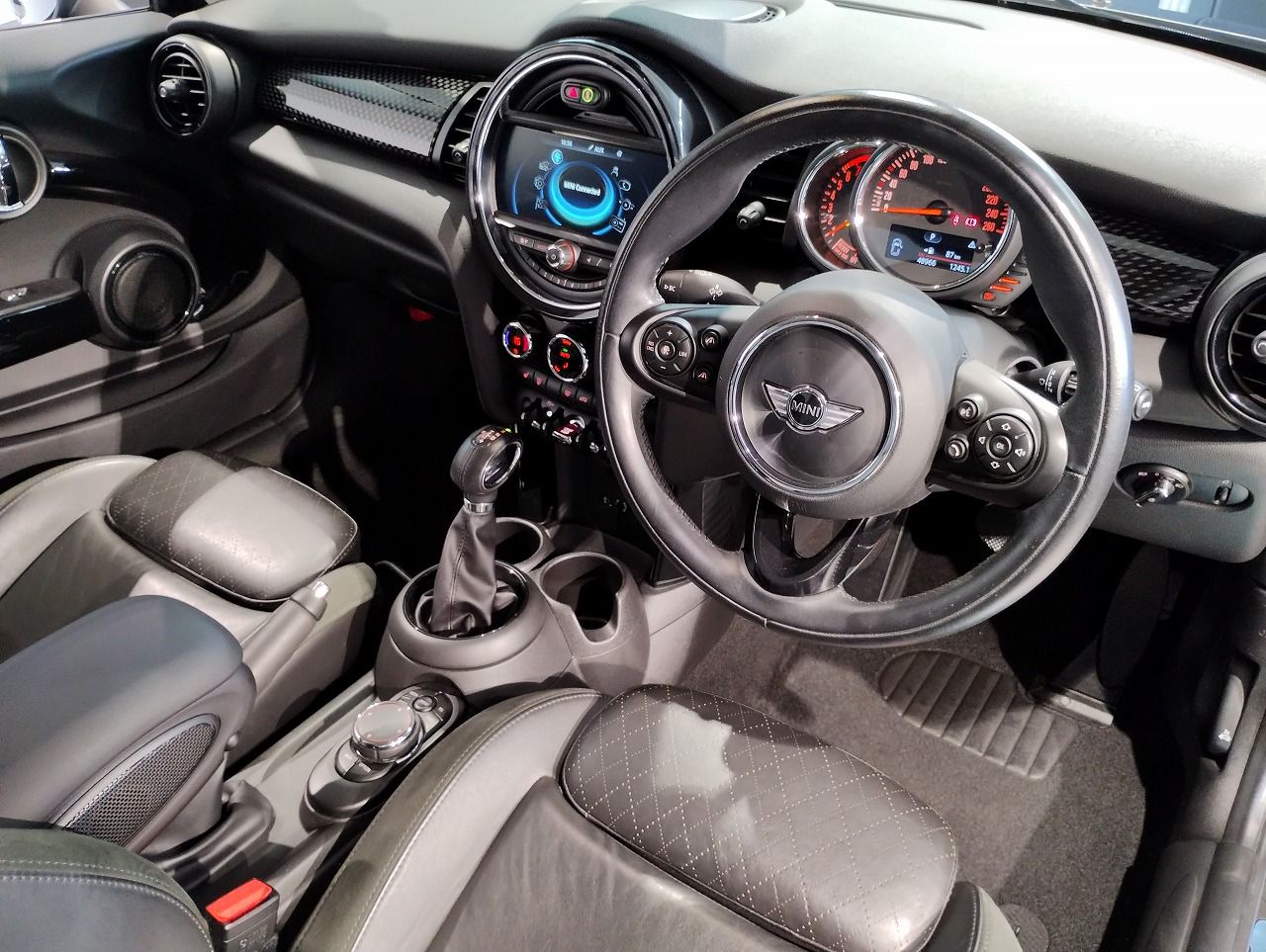 F56 MINI COOPER S