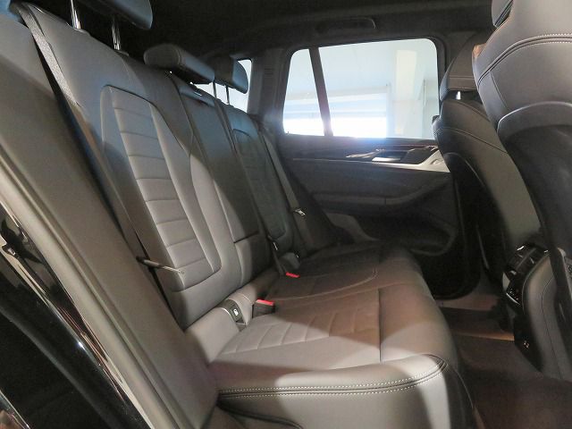 G01 X3 xDrive20d RHD ZA LCI