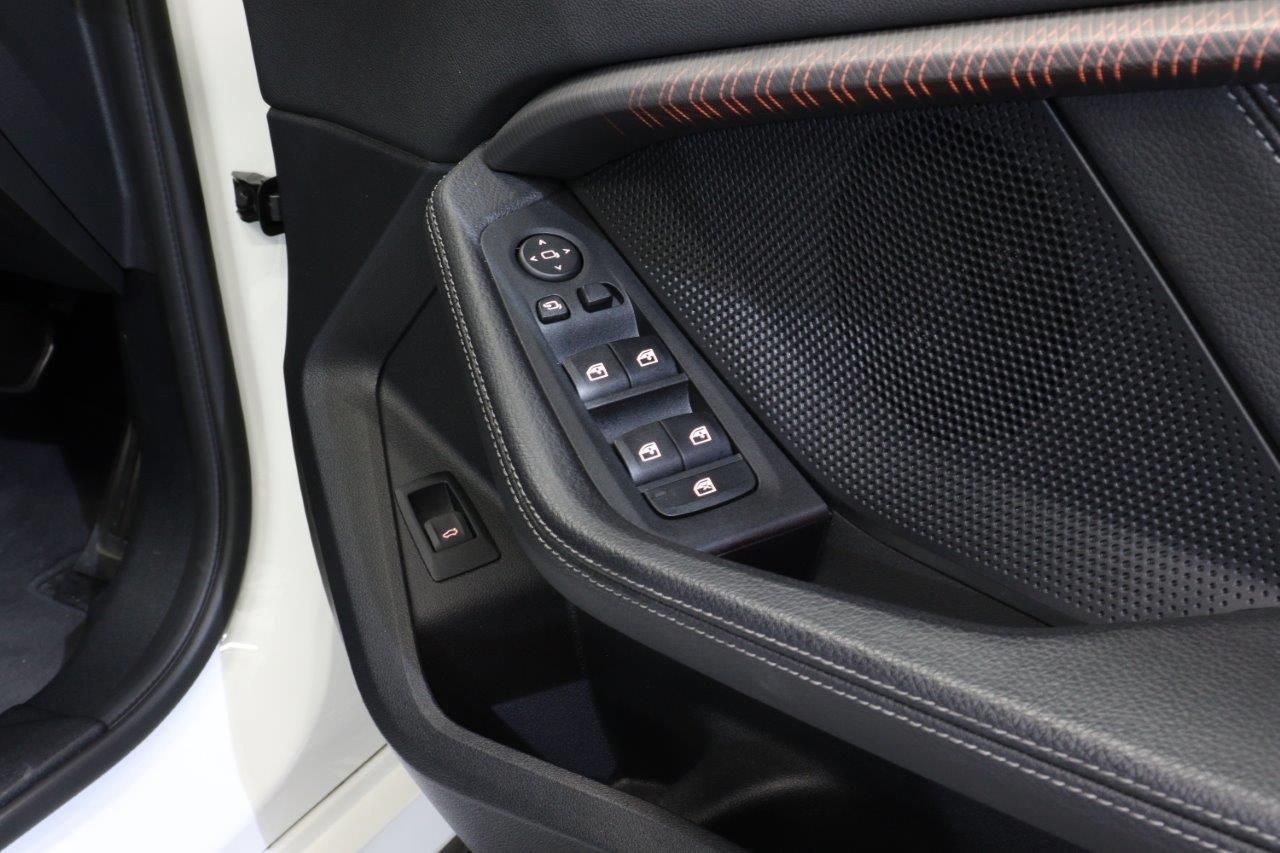 F40 M135i xDrive Sports Hatch 5-door B48 2.0i