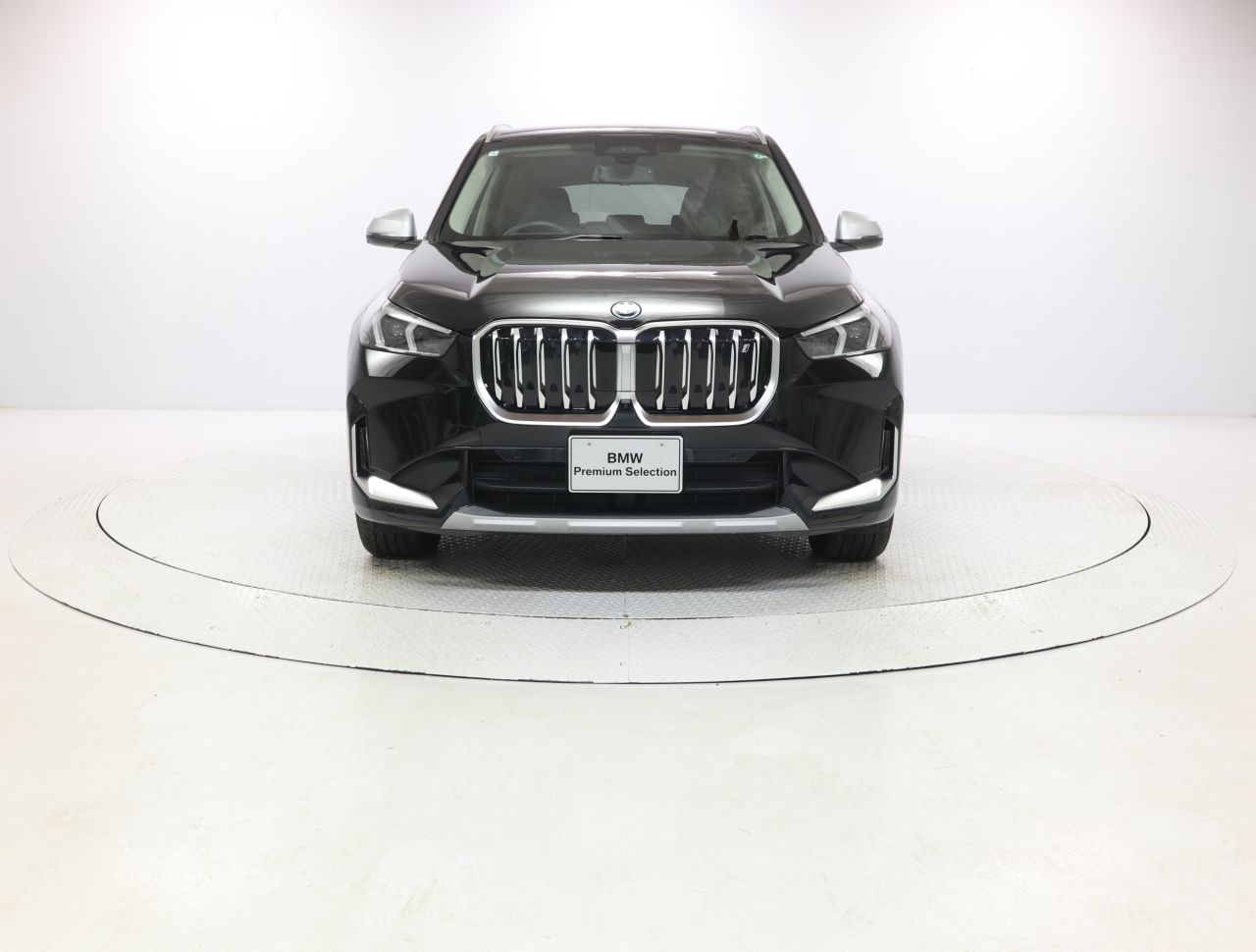 U11 iX1 xDrive30